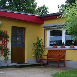 ferienwohnung-mit-garten.find-berlin-hotels.com/